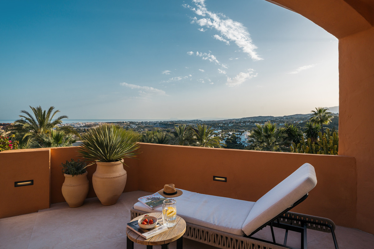 Appartement te koop in Nueva Andalucía | 4 slaapkamers H5253811