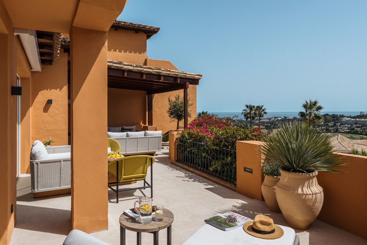 Appartement te koop in Nueva Andalucía | 4 slaapkamers H5253811