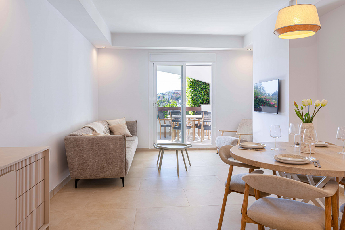 Appartement te koop in Nueva Andalucía | 2 slaapkamers H5256679