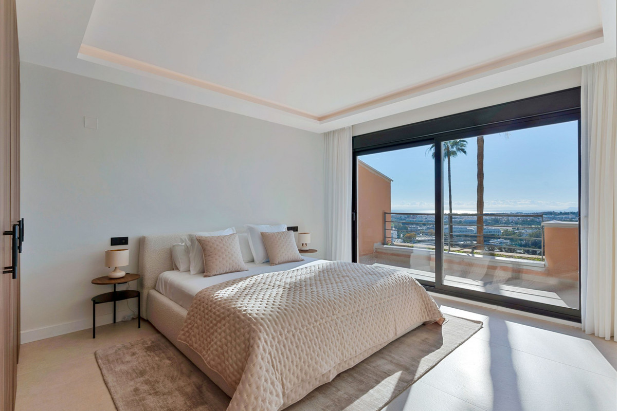 Appartement te koop in Nueva Andalucía | 3 slaapkamers H5257228