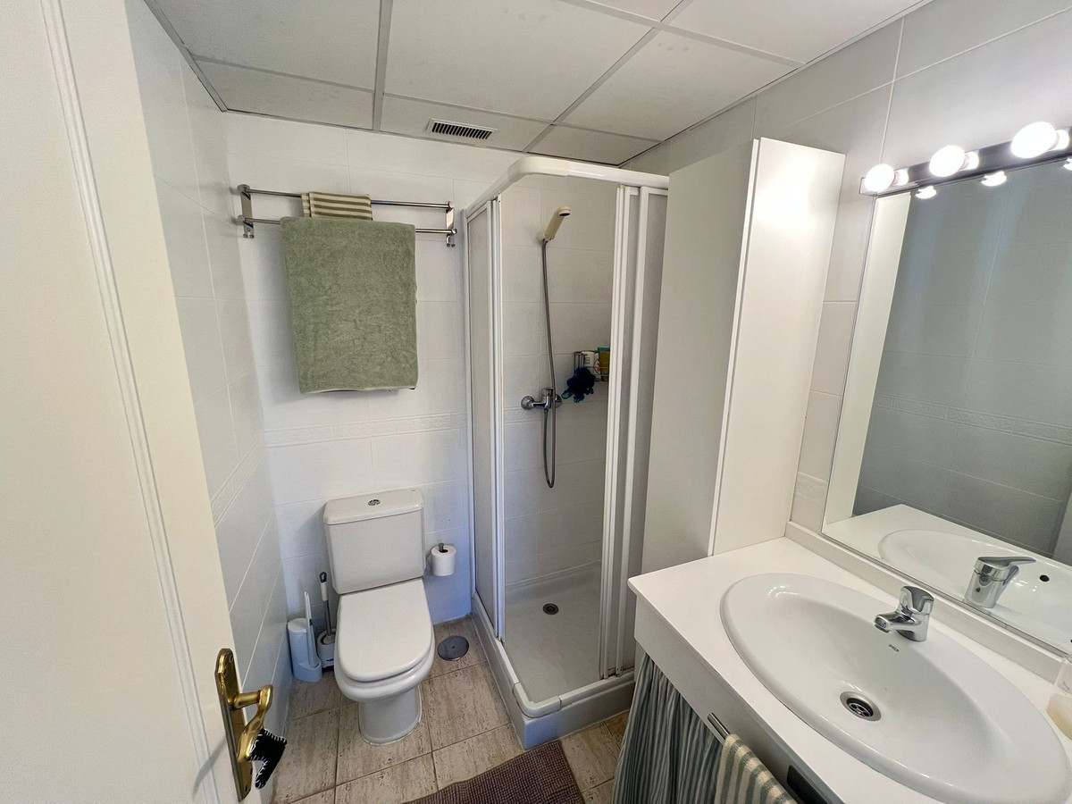 Appartement te koop in Nueva Andalucía | 2 slaapkamers H5261050