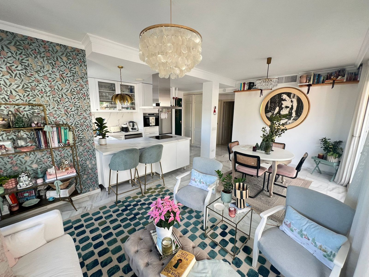 Appartement te koop in Nueva Andalucía | 2 slaapkamers H5261050