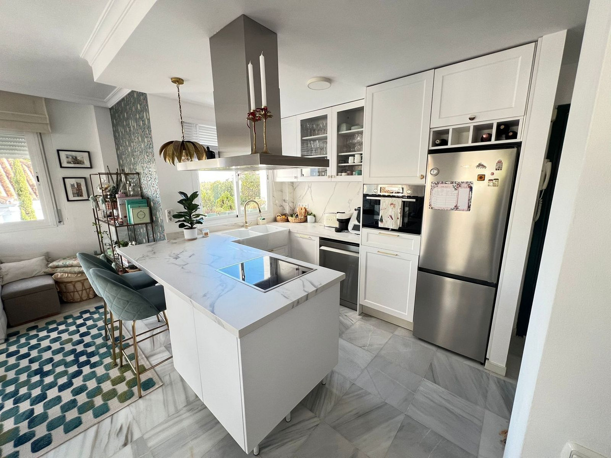 Appartement te koop in Nueva Andalucía | 2 slaapkamers H5261050