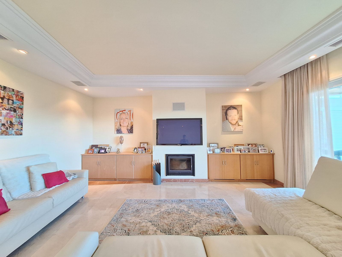 Appartement te koop in Nueva Andalucía | 3 slaapkamers H5264248