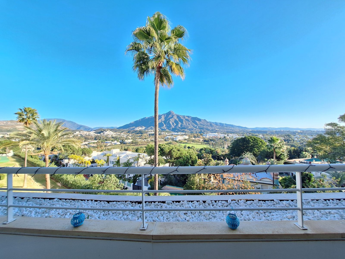 Appartement te koop in Nueva Andalucía | 3 slaapkamers H5264248