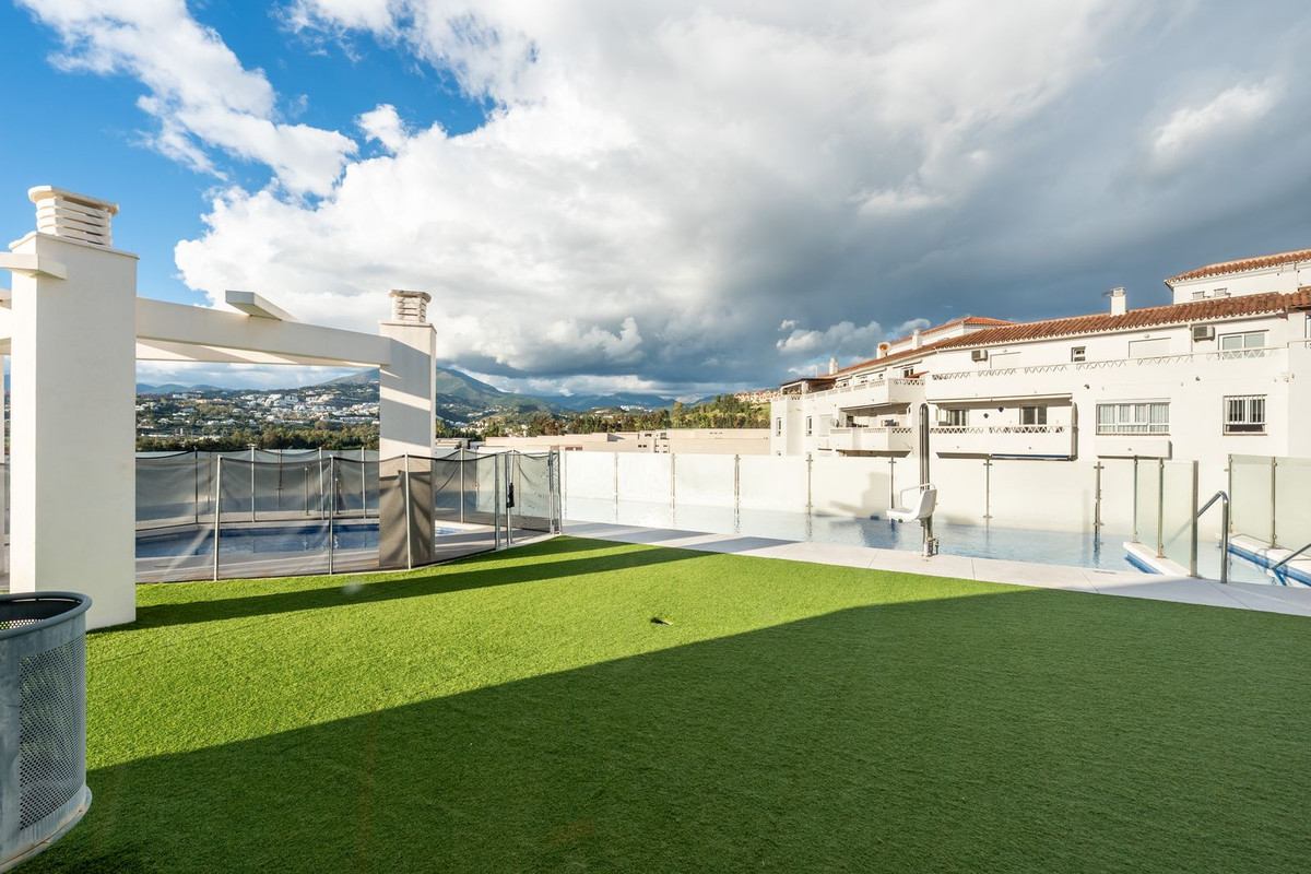 Appartement te koop in Nueva Andalucía | 3 slaapkamers H5264257