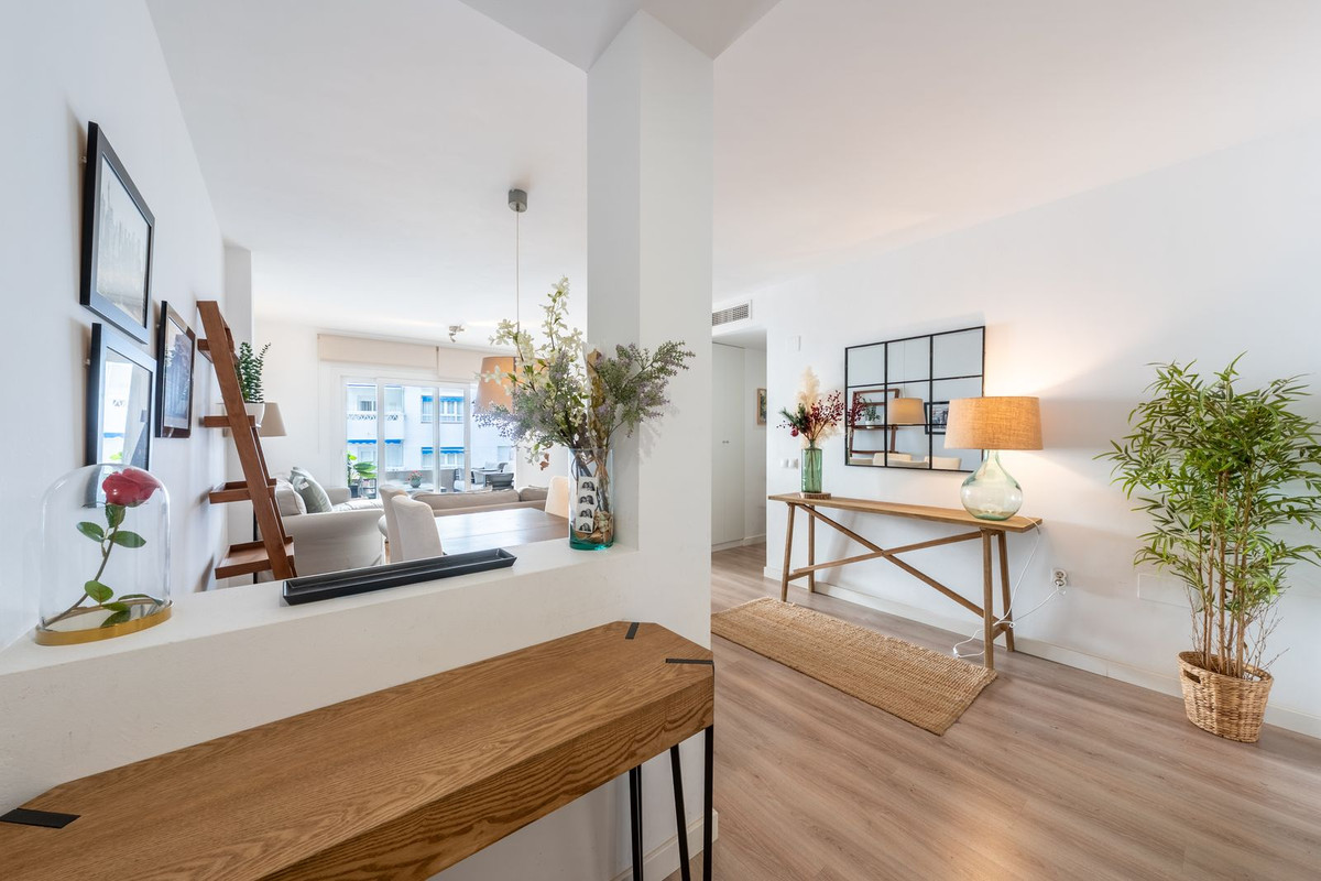 Appartement te koop in Nueva Andalucía | 3 slaapkamers H5264257