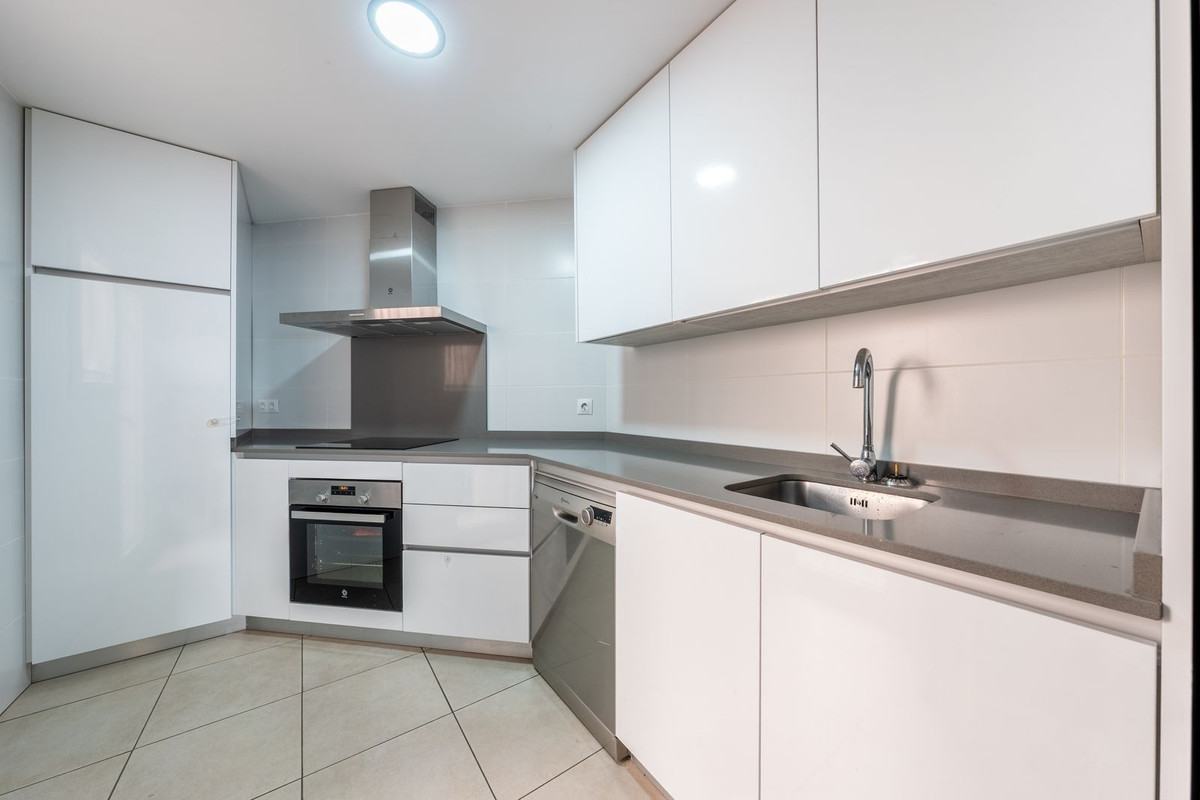 Appartement te koop in Nueva Andalucía | 3 slaapkamers H5264257
