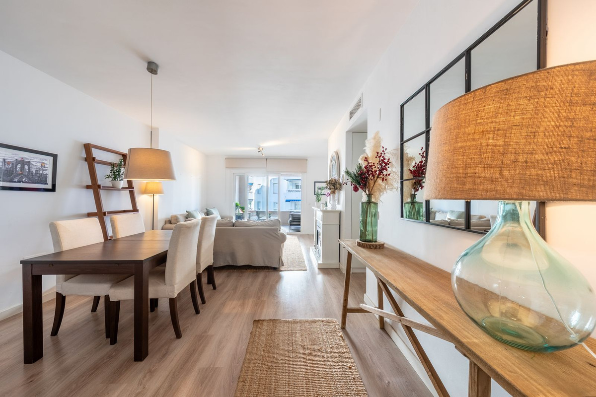 Appartement te koop in Nueva Andalucía | 3 slaapkamers H5264257