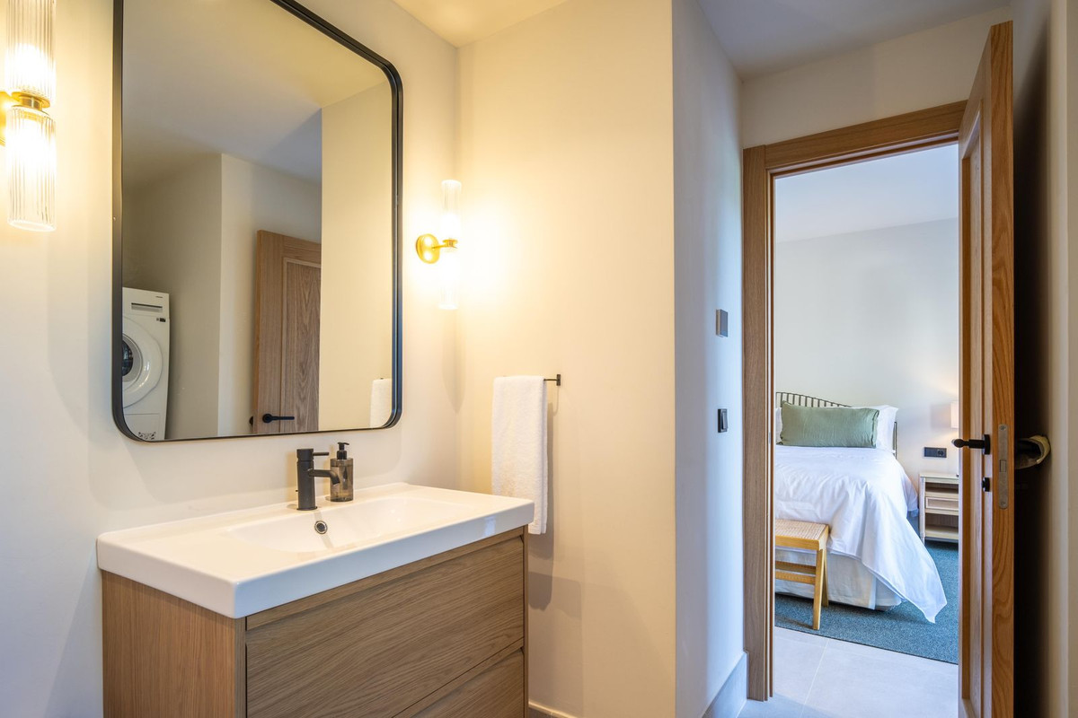 Appartement te koop in Nueva Andalucía | 3 slaapkamers H5264368