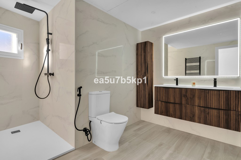 Appartement te koop in Nueva Andalucía | 3 slaapkamers H5265763