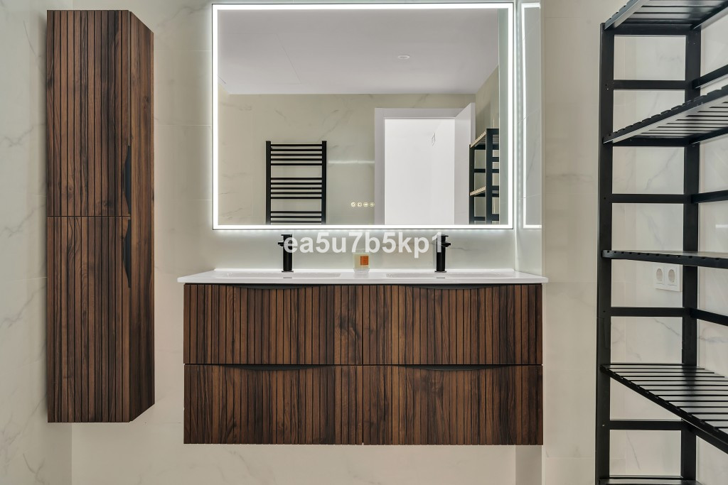 Appartement te koop in Nueva Andalucía | 3 slaapkamers H5265763