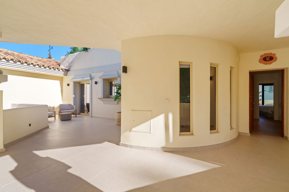 Appartement te koop in Nueva Andalucía | 3 slaapkamers H5272087