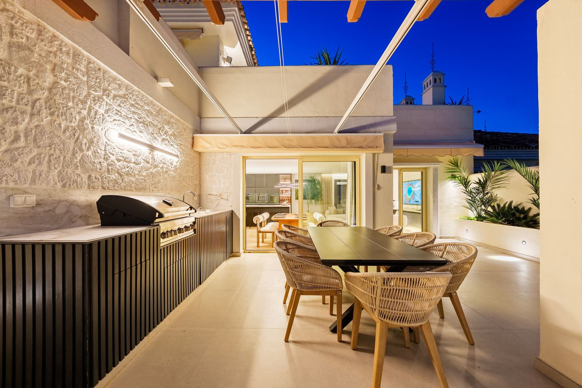 Appartement te koop in Nueva Andalucía | 3 slaapkamers H5272087