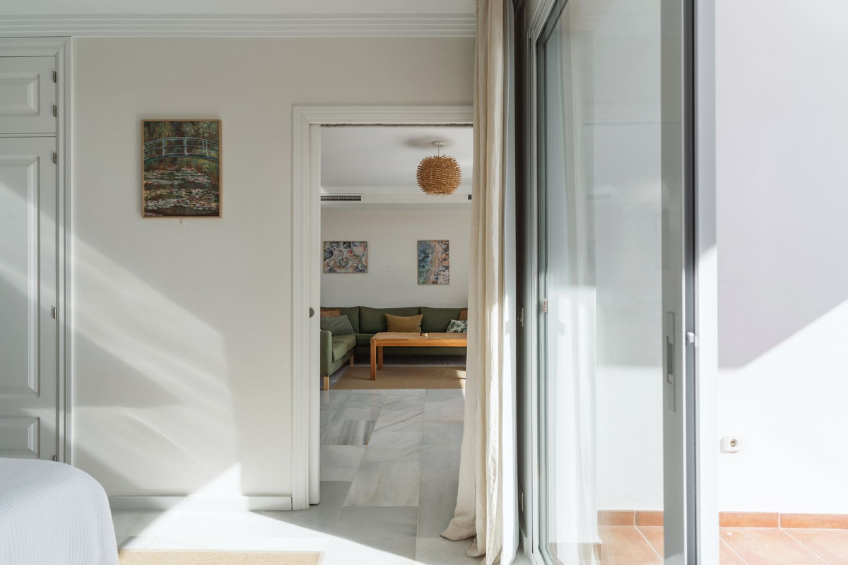 Appartement te koop in Nueva Andalucía | 2 slaapkamers H5272321