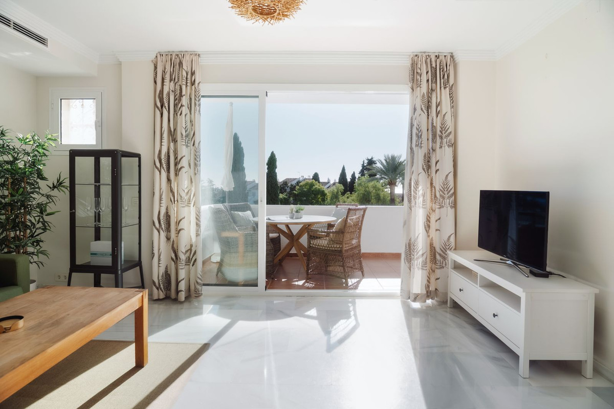 Appartement te koop in Nueva Andalucía | 2 slaapkamers H5272321