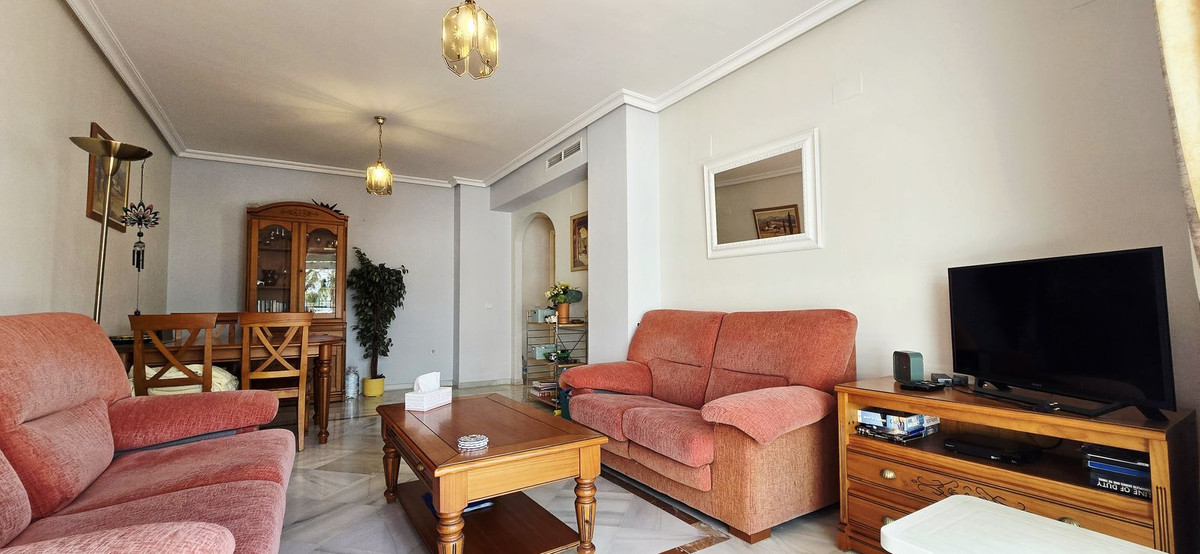 Appartement te koop in Nueva Andalucía | 2 slaapkamers H5272324