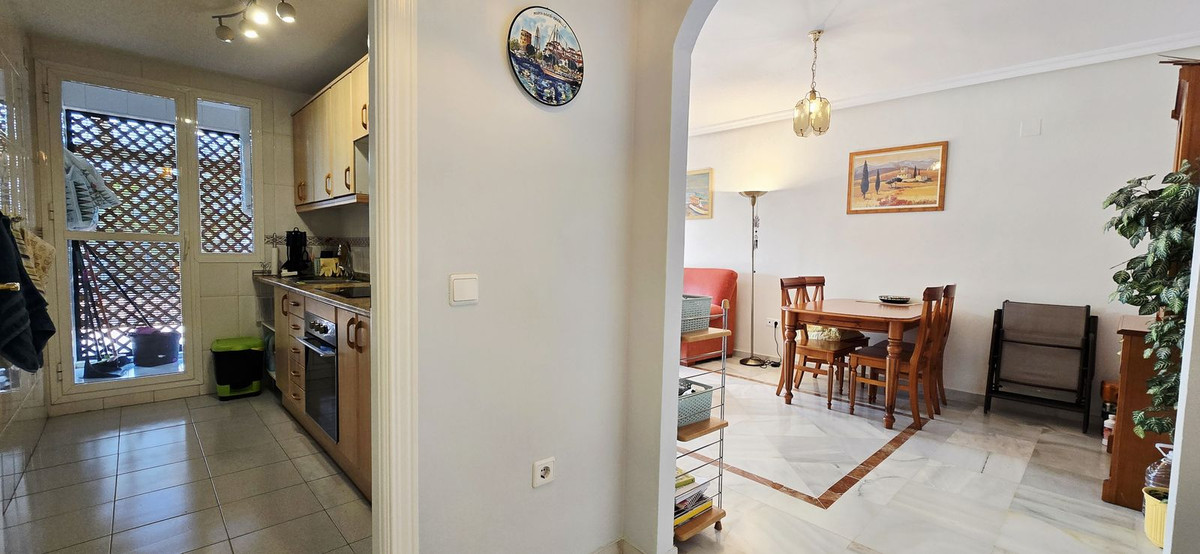 Appartement te koop in Nueva Andalucía | 2 slaapkamers H5272324