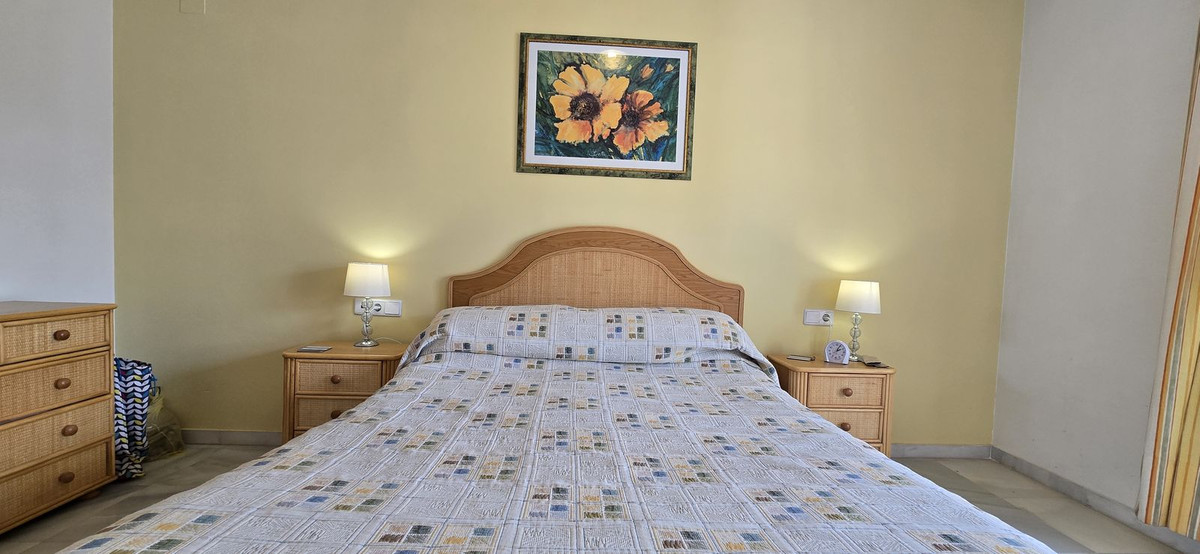 Appartement te koop in Nueva Andalucía | 2 slaapkamers H5272324