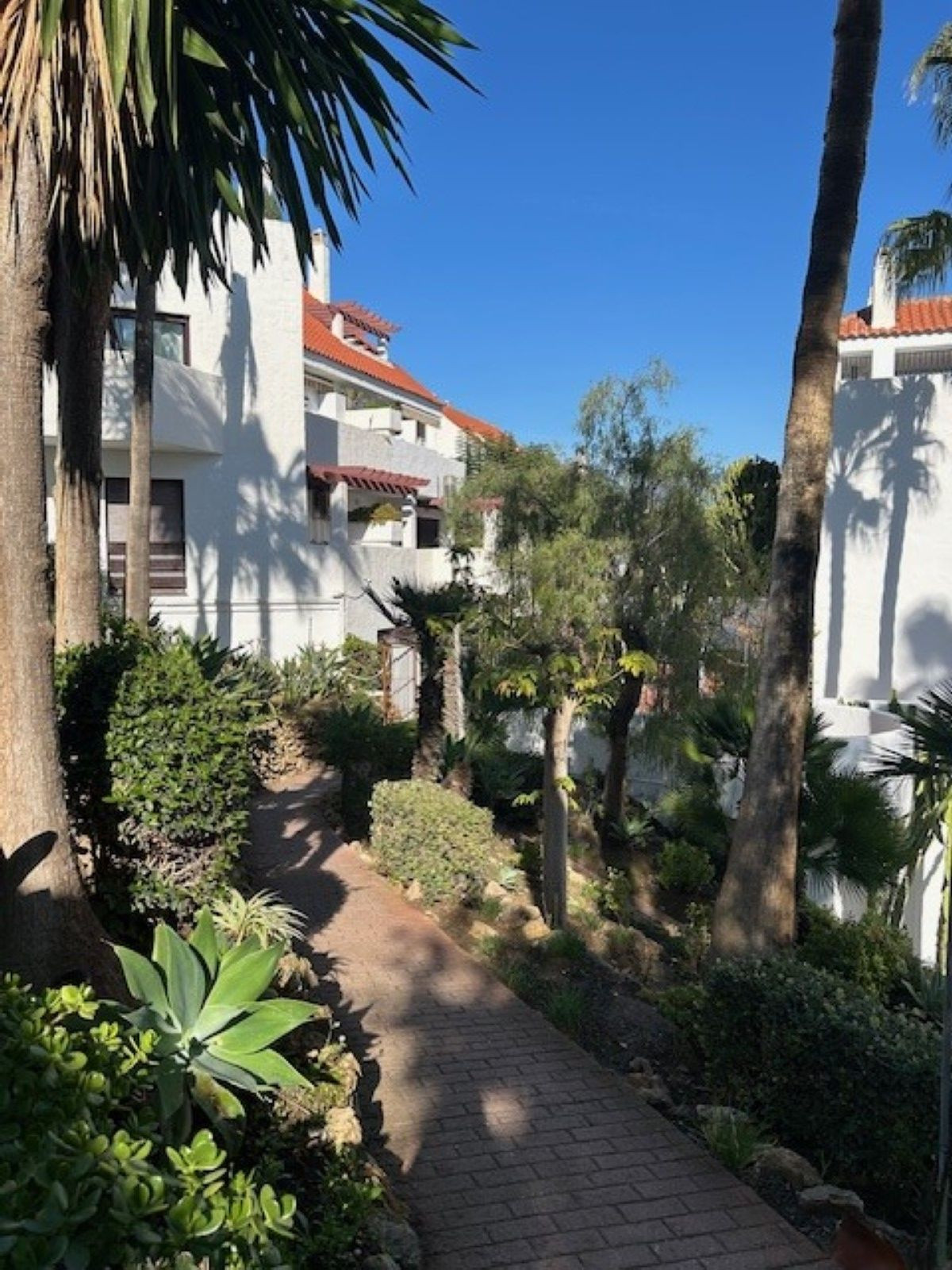 Appartement te koop in Nueva Andalucía | 3 slaapkamers H5273986