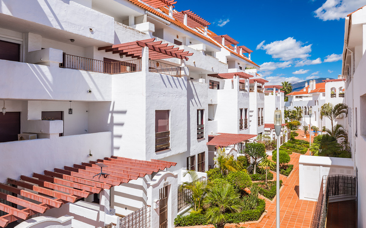 Appartement te koop in Nueva Andalucía | 3 slaapkamers H5274439