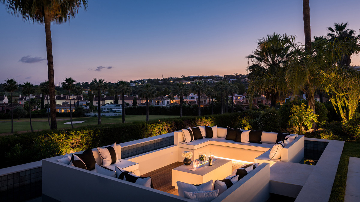 Huis te koop in Nueva Andalucía | 6 slaapkamers H5283235