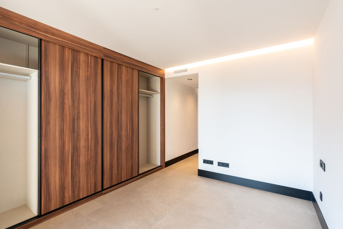 Appartement te koop in Nueva Andalucía | 2 slaapkamers H5285851