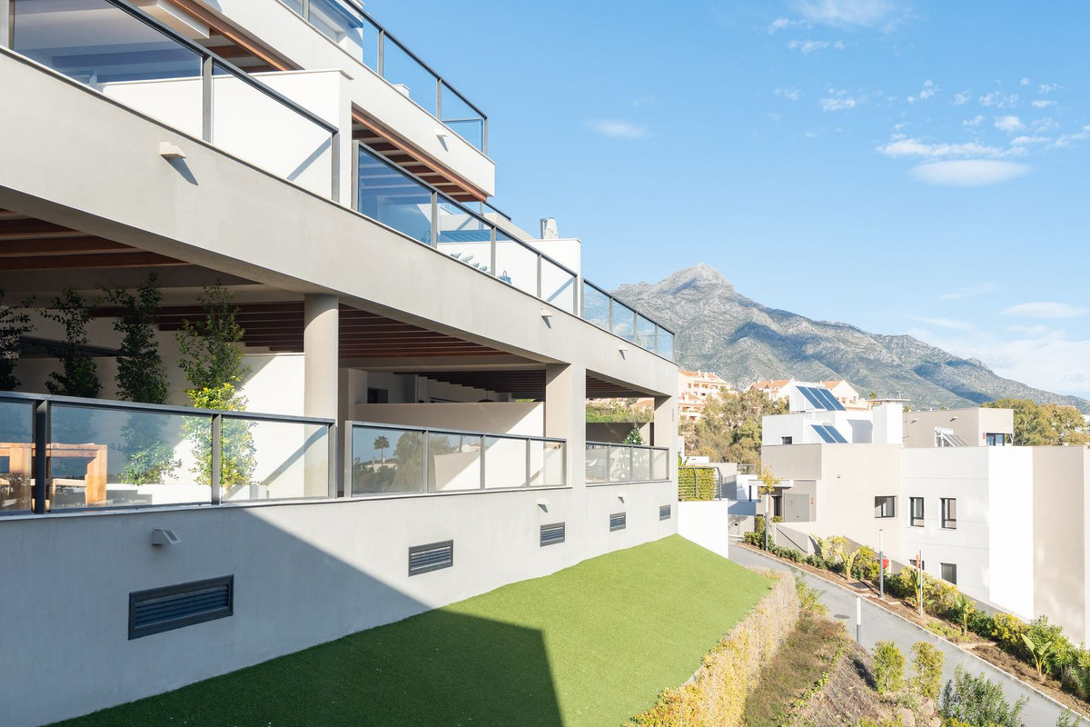 Appartement te koop in Nueva Andalucía | 2 slaapkamers H5285851