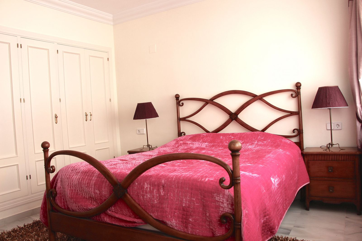 Appartement te koop in Nueva Andalucía | 4 slaapkamers H5286220