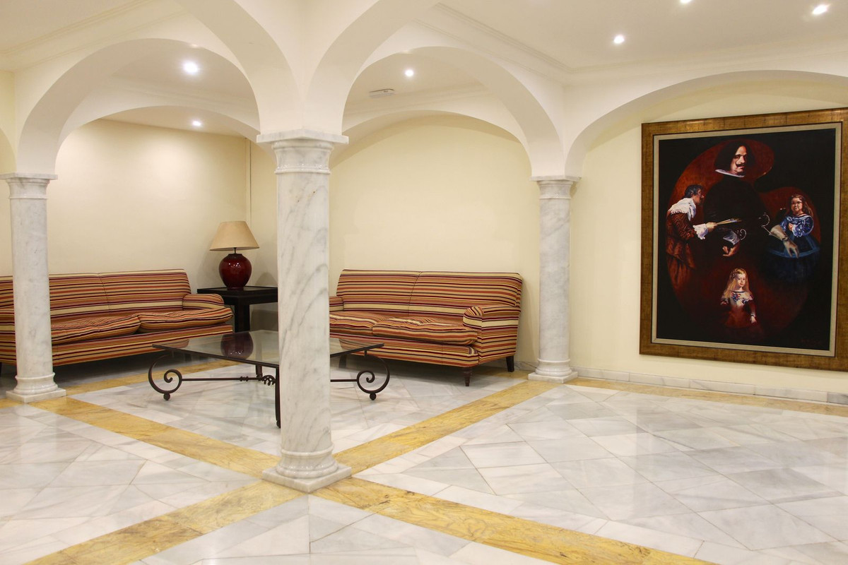 Appartement te koop in Nueva Andalucía | 4 slaapkamers H5286220