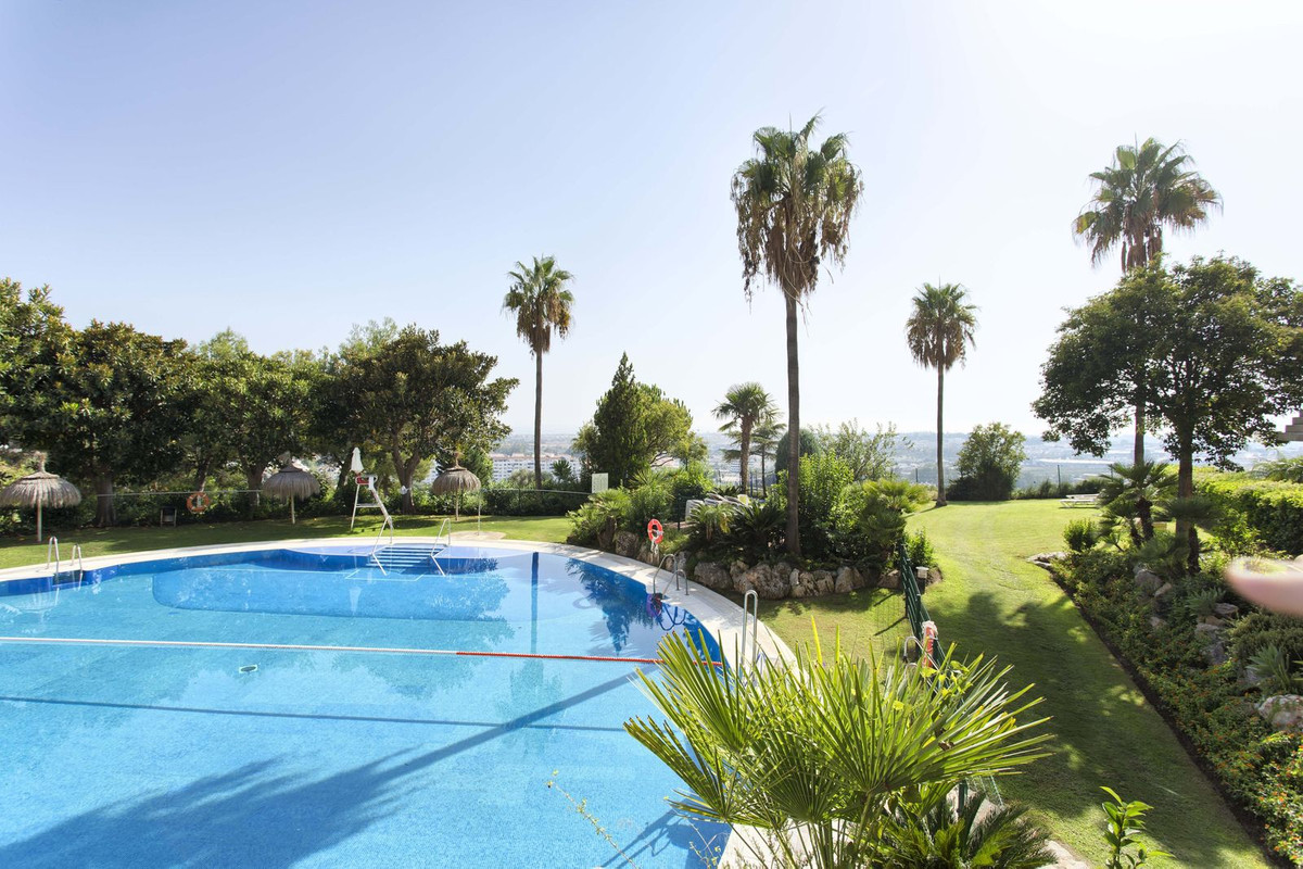 Appartement te koop in Nueva Andalucía | 4 slaapkamers H5286220