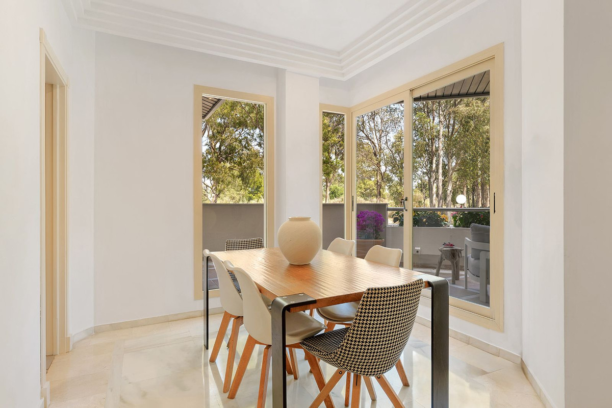 Appartement te koop in Nueva Andalucía | 3 slaapkamers H5288023