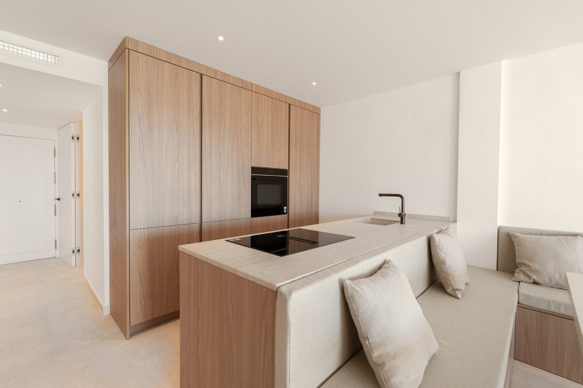 Appartement te koop in Nueva Andalucía | 3 slaapkamers H5288236