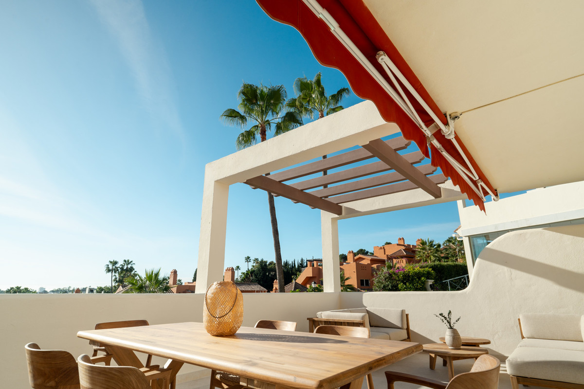 Appartement te koop in Nueva Andalucía | 3 slaapkamers H5288236