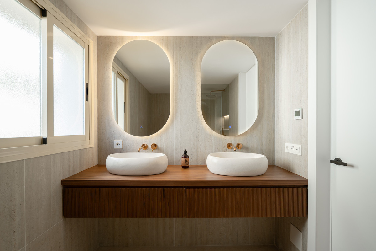 Appartement te koop in Nueva Andalucía | 3 slaapkamers H5288236