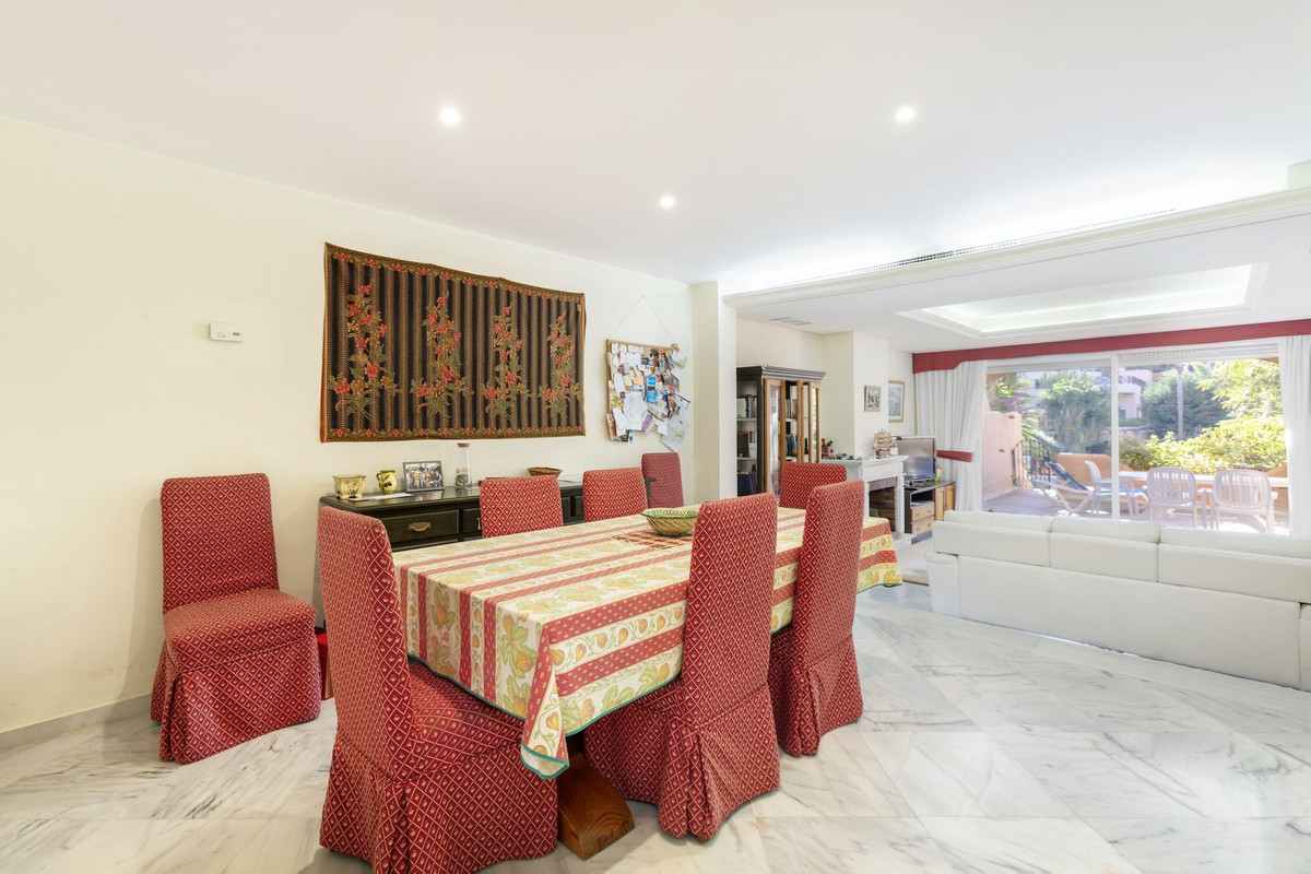 Huis te koop in Nueva Andalucía | 3 slaapkamers H5288623