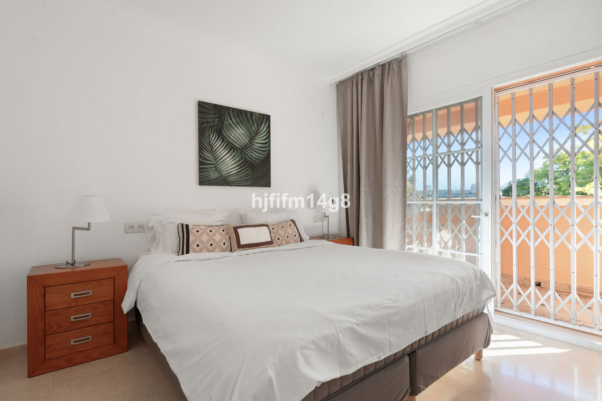 Appartement te koop in Nueva Andalucía | 4 slaapkamers H5289007