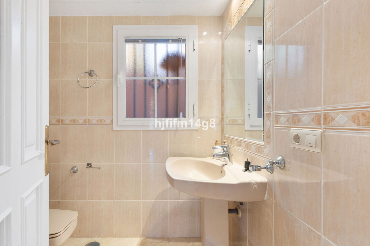 Appartement te koop in Nueva Andalucía | 4 slaapkamers H5289007