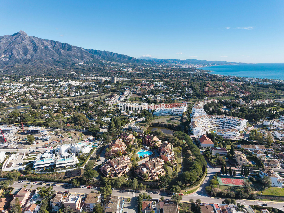 Appartement te koop in Nueva Andalucía | 4 slaapkamers H5289007