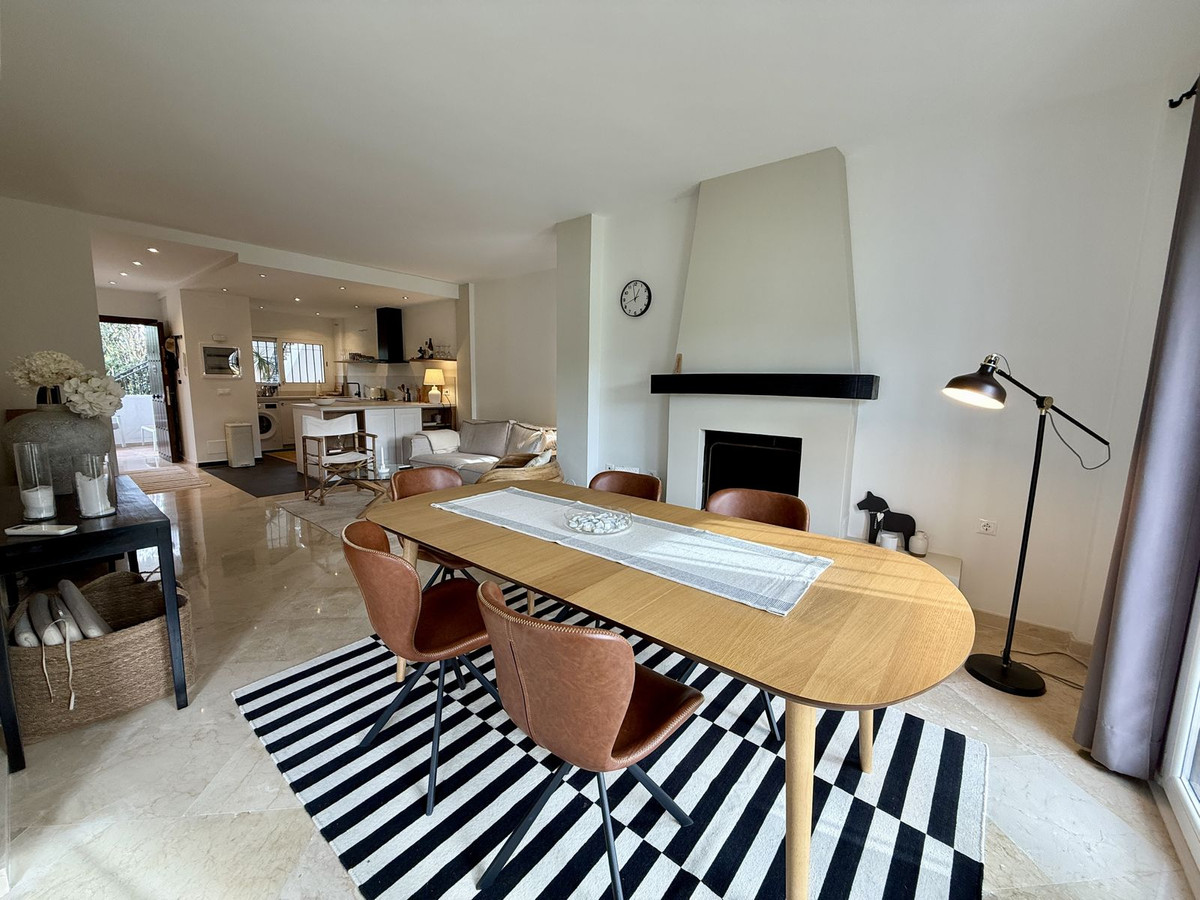 Appartement te koop in Nueva Andalucía | 3 slaapkamers H5289586