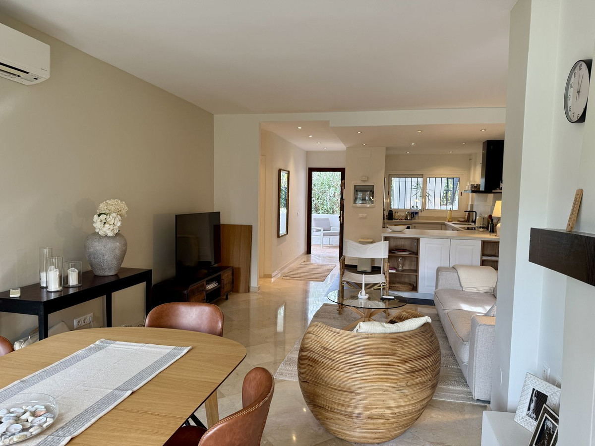 Appartement te koop in Nueva Andalucía | 3 slaapkamers H5289586