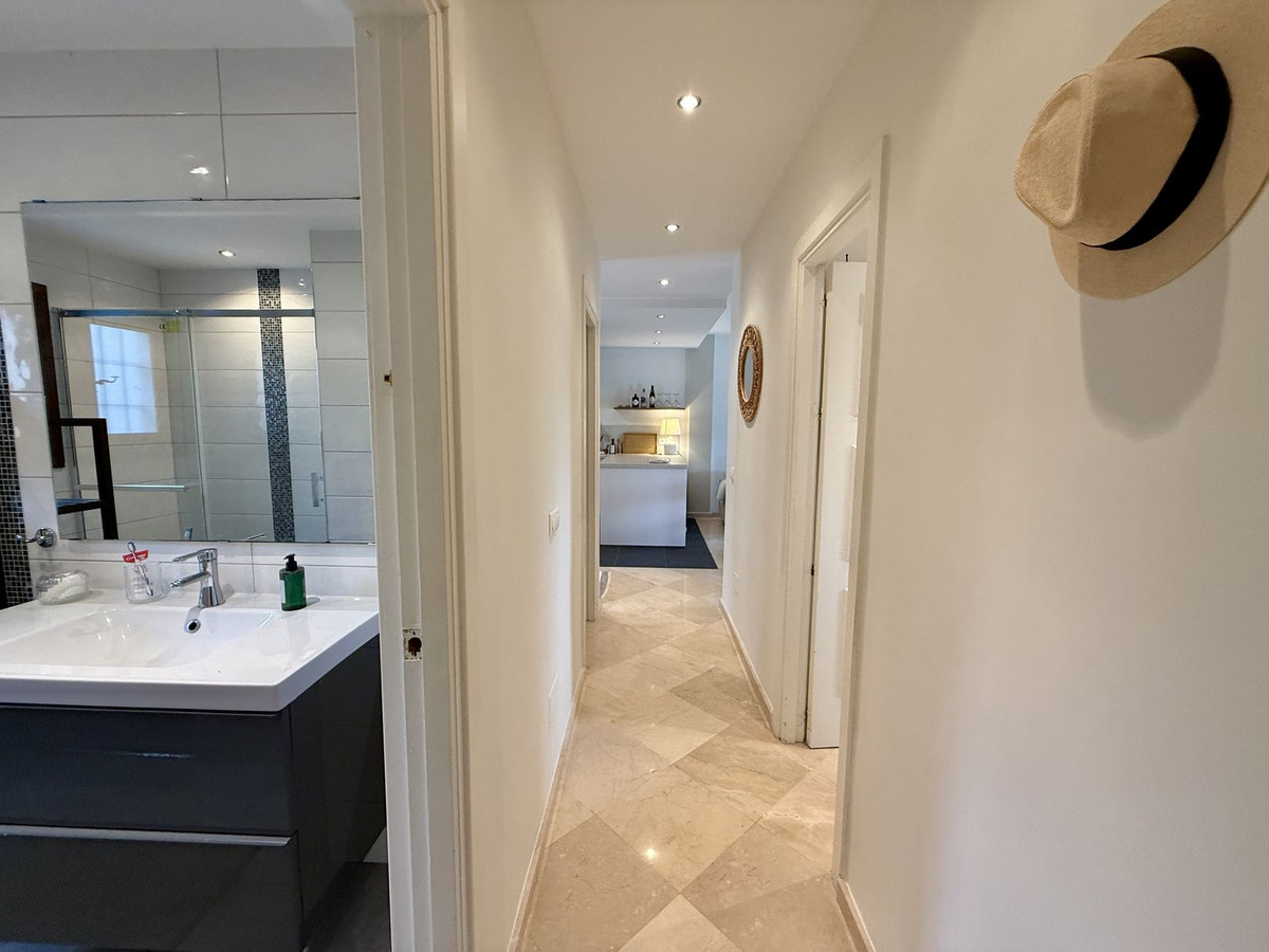 Appartement te koop in Nueva Andalucía | 3 slaapkamers H5289586