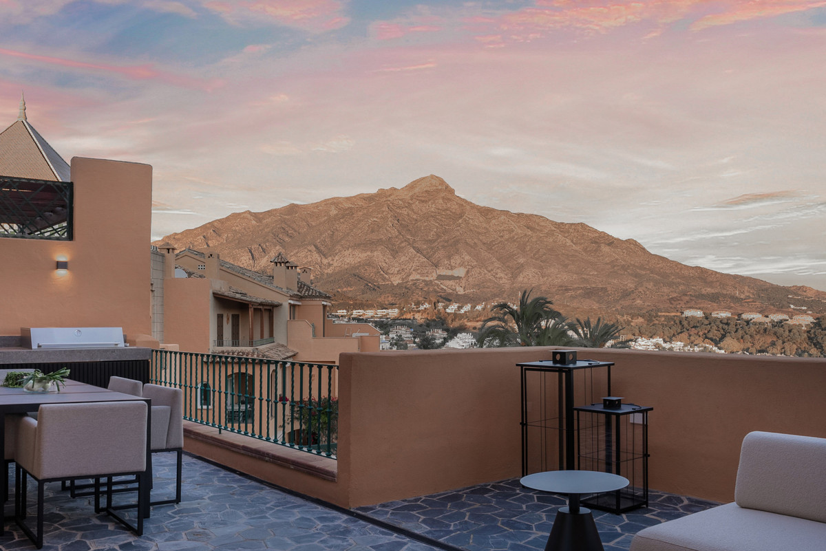 Appartement te koop in Nueva Andalucía | 4 slaapkamers H5289895