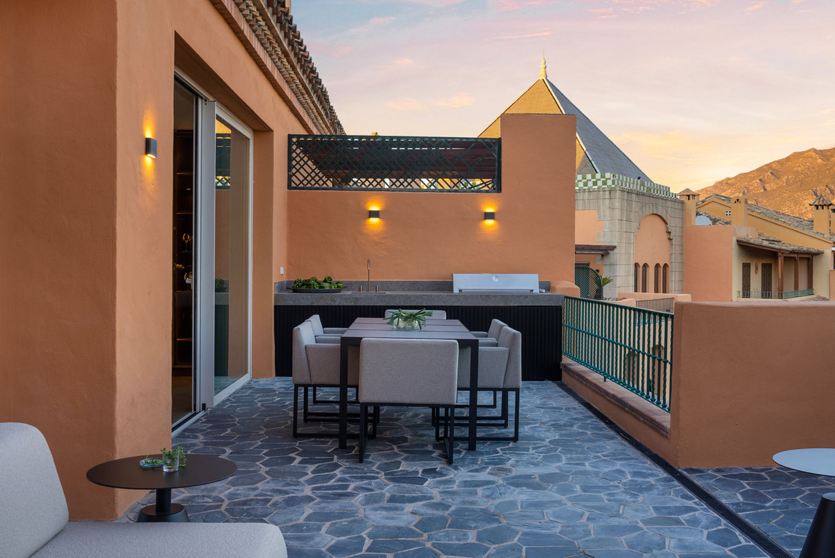 Appartement te koop in Nueva Andalucía | 4 slaapkamers H5289895