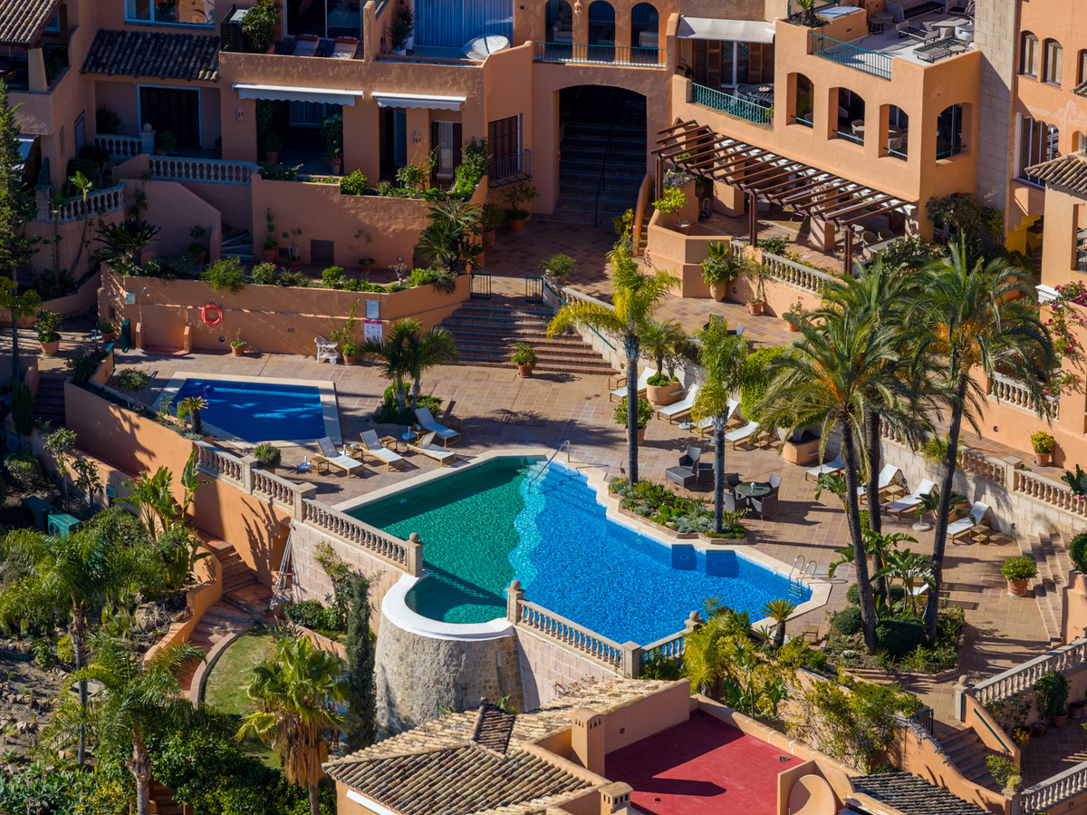 Appartement te koop in Nueva Andalucía | 4 slaapkamers H5289895