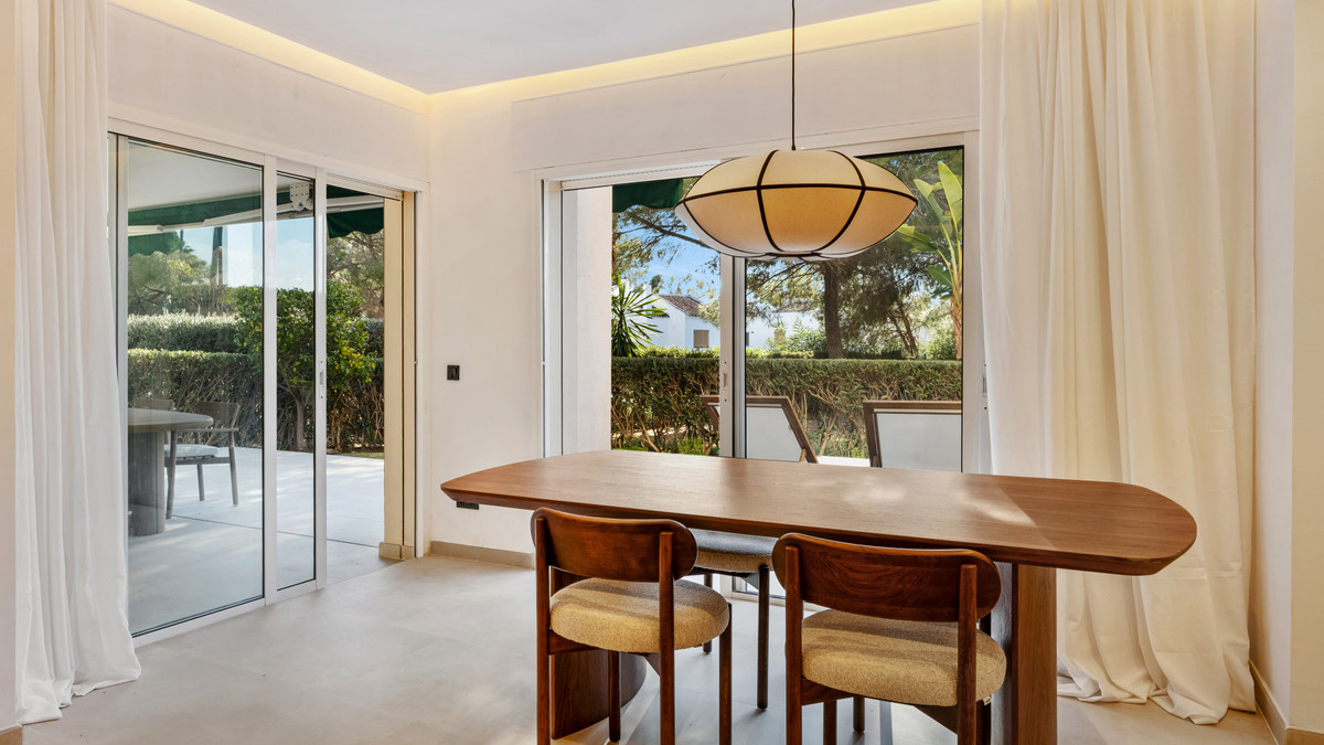 Appartement te koop in Nueva Andalucía | 3 slaapkamers H5290000