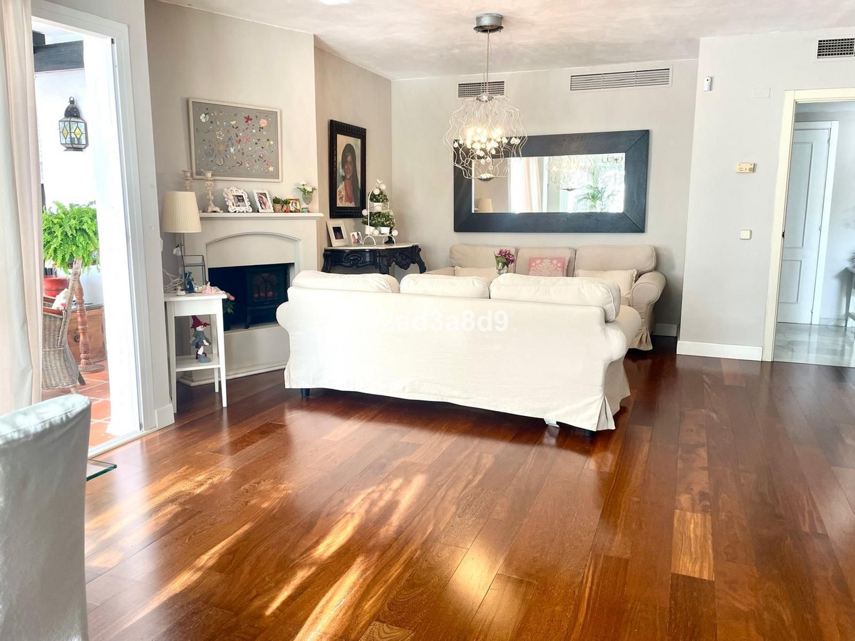 Appartement te koop in Nueva Andalucía | 2 slaapkamers H5293033