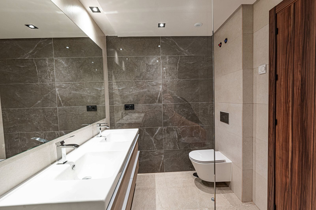 Appartement te koop in Nueva Andalucía | 3 slaapkamers H5293786