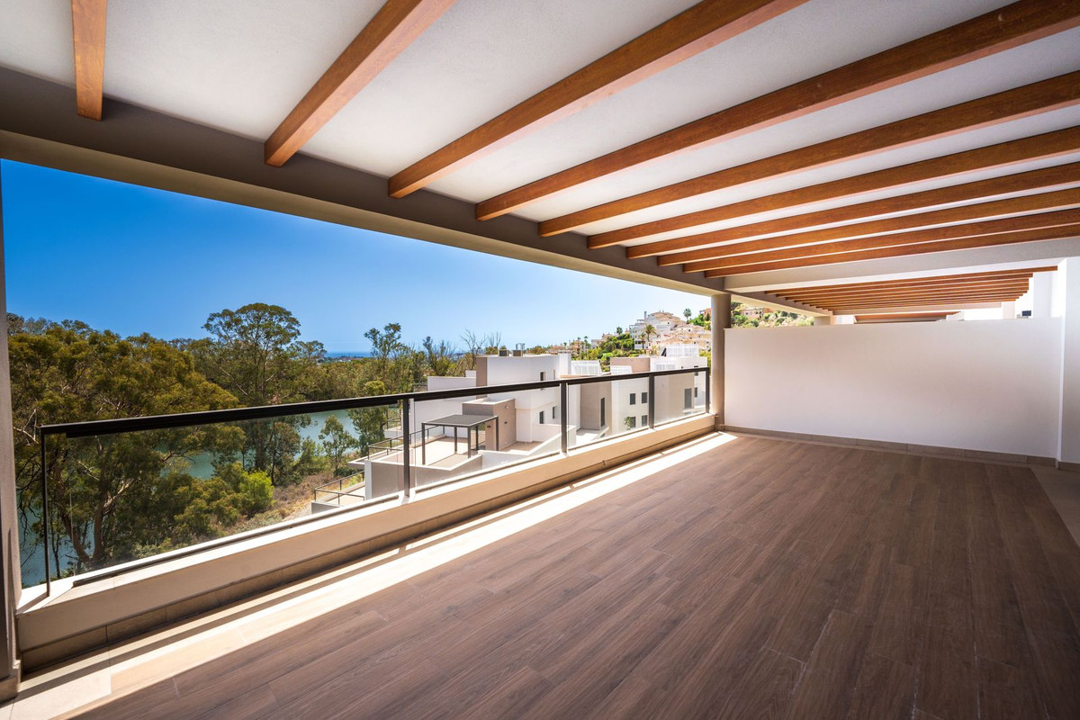 Appartement te koop in Nueva Andalucía | 3 slaapkamers H5293786