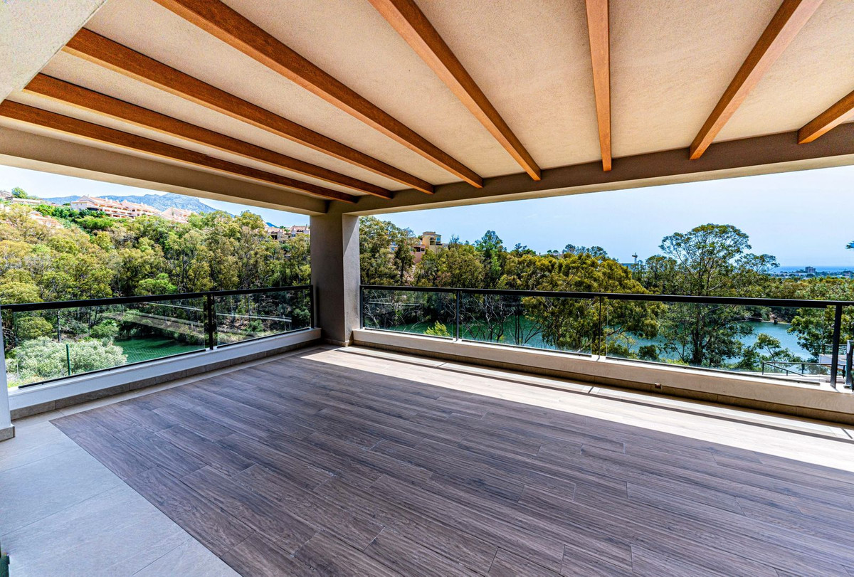 Appartement te koop in Nueva Andalucía | 3 slaapkamers H5293786